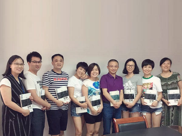 【堅(jiān)持成習(xí)慣，習(xí)慣成優(yōu)秀】——《智者的頓悟》讀書分享會(huì)